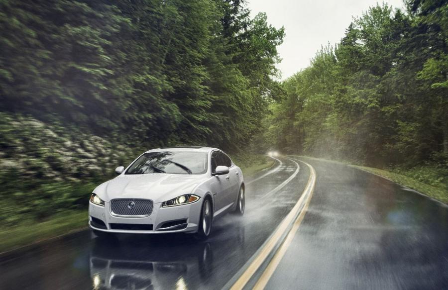  Jaguar XF AWD 2013 года  (фото 7 из 7)
